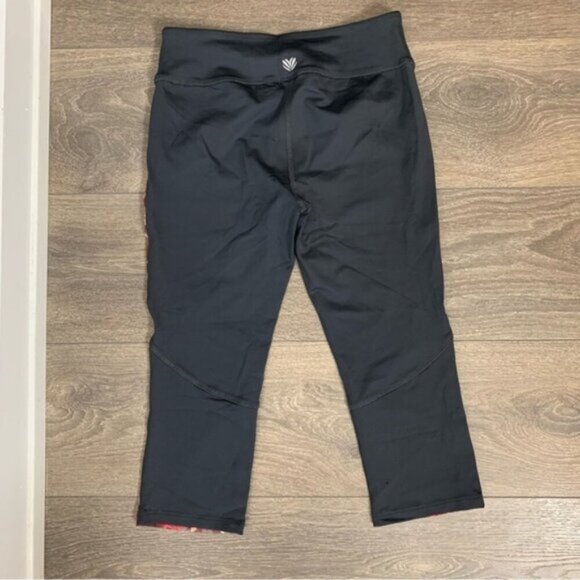 Forever 21 Women's Capri Leggings Cropped Activewear Gym Athletics Size Small - Picture 5 of 9